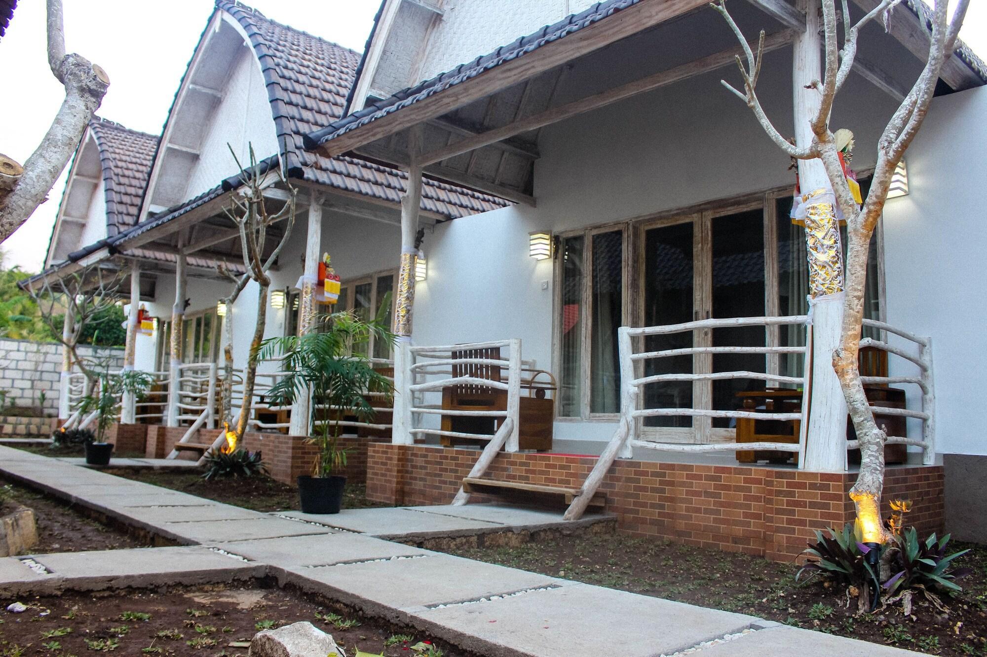 Angels Bungalow Nusa Penida Ped Exterior photo