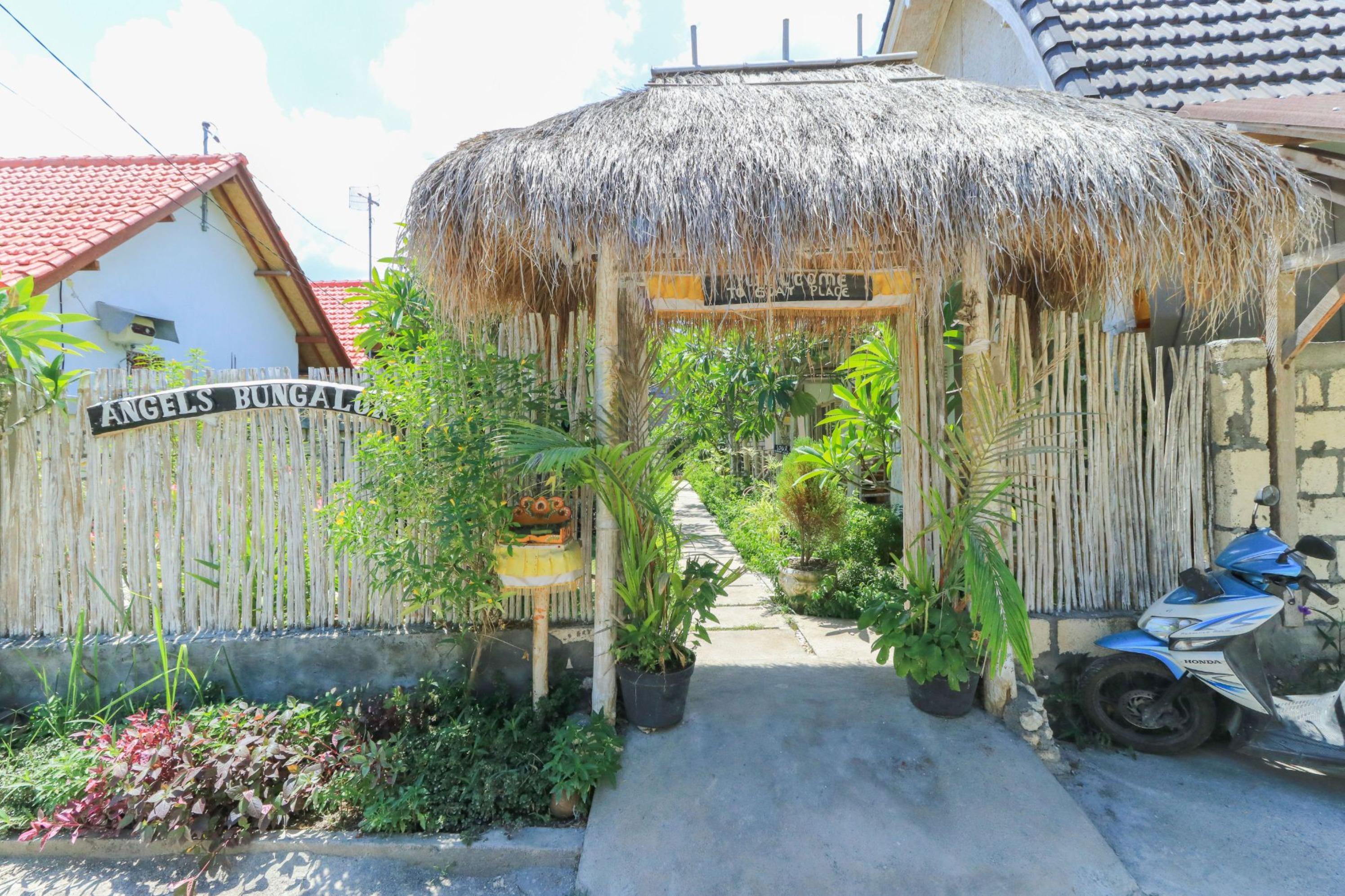 Angels Bungalow Nusa Penida Ped Exterior photo