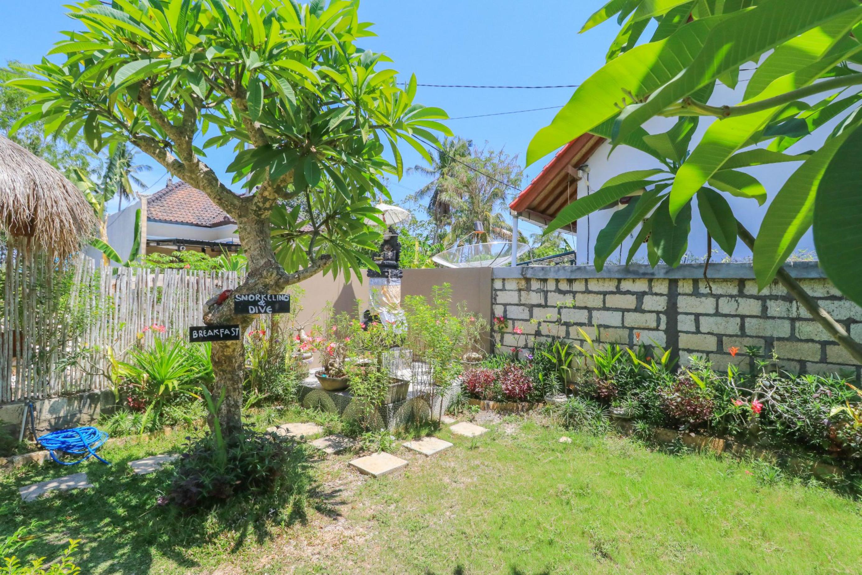 Angels Bungalow Nusa Penida Ped Exterior photo